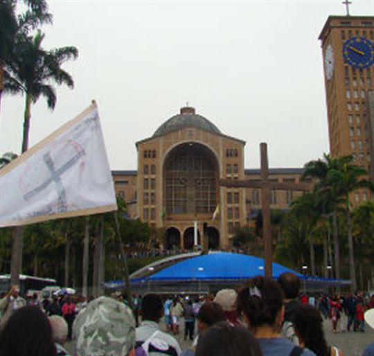 Chegada ao Santuário de Aparecida