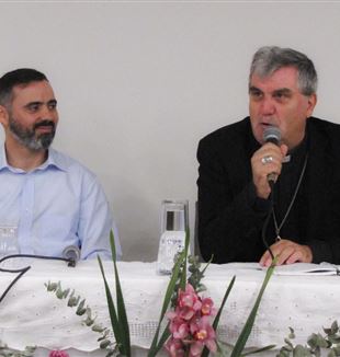 Elton e Dom Guido (Foto: Luiz Henrique)