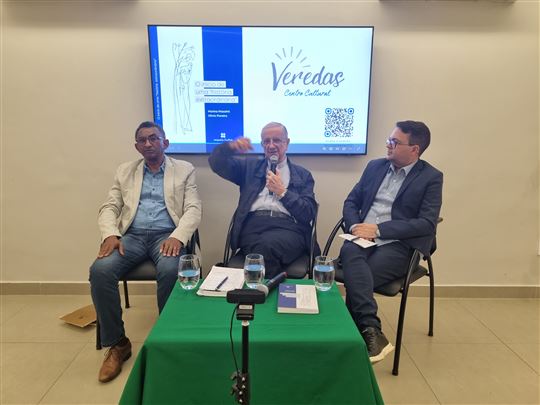 Olívio, Dom Petrini e Martionei