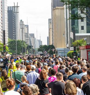 Via Sacra pela Av. Paulista (Foto de Gabriel Duarte)